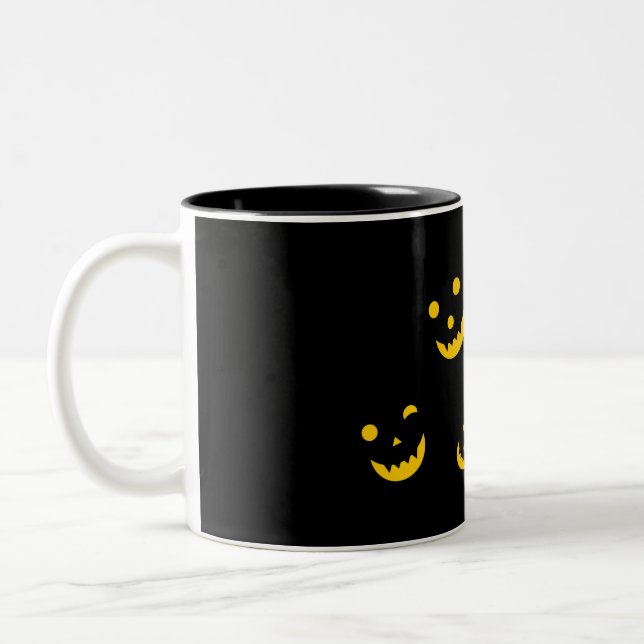 Café Em Dois Tons Caneca de Halloween - Rostos brilhantes no escuro (Esquerda)