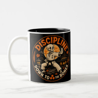 Café Em Dois Tons Caneca de Karatê de Halloween Disciplina até os Os