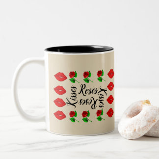 Café Em Dois Tons caneca de rosas e beijos