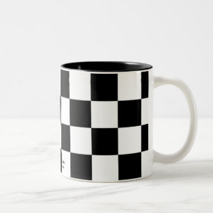Café Em Dois Tons Caneca do tabuleiro de damas