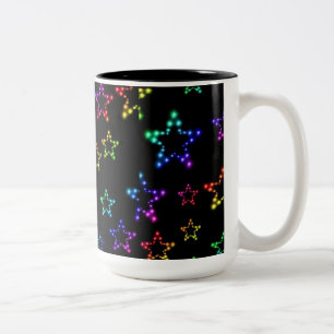 Café Em Dois Tons Caneca do teste padrão de estrelas do arco-íris