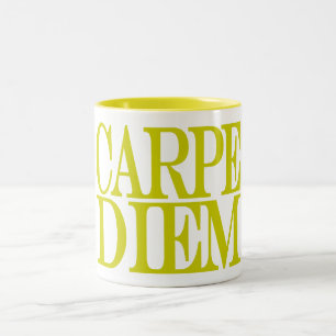 Café Em Dois Tons Caneca Latin das citações de Carpe Diem