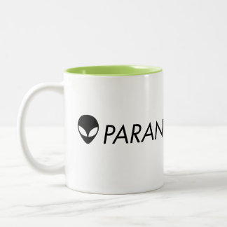 Café Em Dois Tons Caneca verde estrangeira de Paranormalis