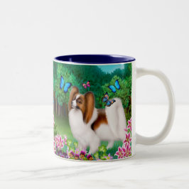 Café Em Dois Tons Cão de Papillon na caneca do jardim