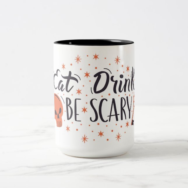 Café Em Dois Tons Coma bebida e fique assustada com uma caneca de ca (Centro)