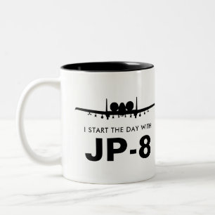 Café Em Dois Tons Comece o dia com a caneca de JP-8 Warthog A-10