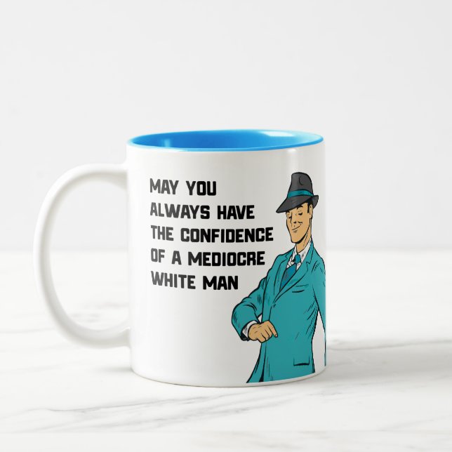 Café Em Dois Tons Confiança numa caneca mediocre de homem branco (Esquerda)