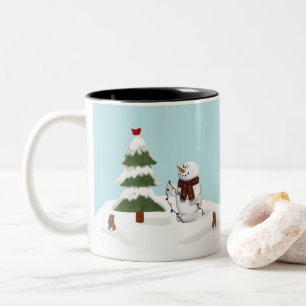 Café Em Dois Tons Decorando a caneca do boneco de neve da árvore