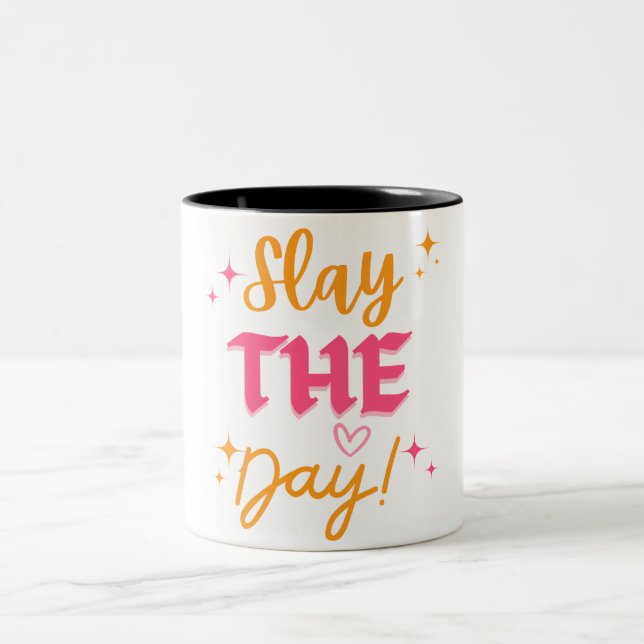 Café Em Dois Tons Design de Caneca Motivacional para Dominar o Dia (Centro)