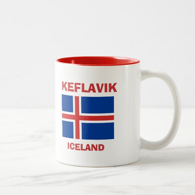 Café Em Dois Tons Keflavik, caneca do código do aeroporto KEF de (Direita)