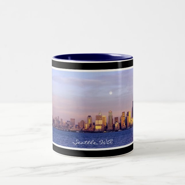 Café Em Dois Tons Moonrise sobre a caneca panorâmico da foto de (Centro)