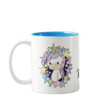 Unicórnio de Kawaii e caneca bonito do Dois-Tom