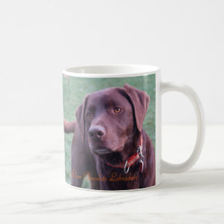 Café Eu amo a caneca de Labradors do chocolate
