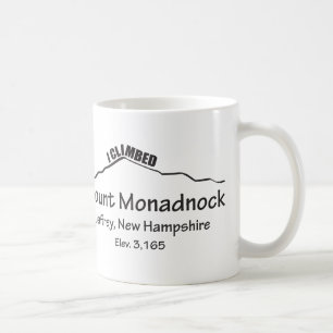 Café Eu escalei a caneca de Monadnock da montagem