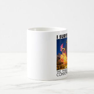 Café Eu sobrevivi à caneca da convenção de