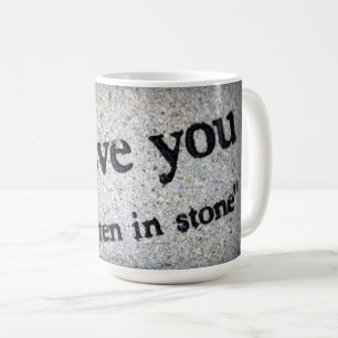 Café Eu te amo caneca de café, escrita na pedra