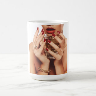 Café Glamour Sip: Caneca de Cerâmica com Estética de Al