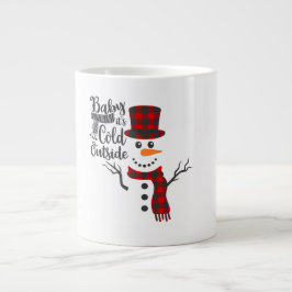 Café Grande O Bebê É Frio Fora Da Caneca De Neve
