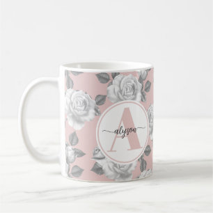 Café Jardim de Rosa elegante em caneca cor-de-rosa