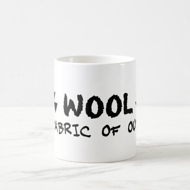 Café LÃS de Hugh Howey o tecido de nossa caneca das (Centro)