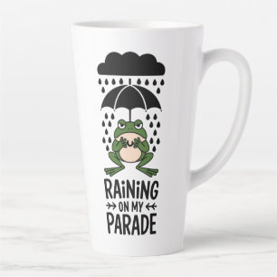 Café Latte Chovendo na minha caneca de desfile