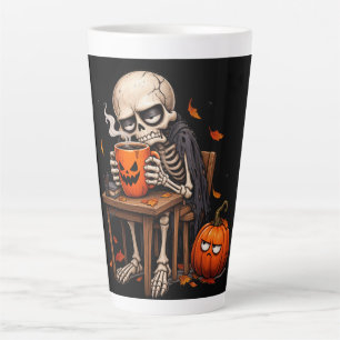 Café Latte Esqueleto Bebendo em Caneca de Abóbora de Hallowee