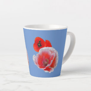 Café Latte Flores de Papoila Fecham o Pó. Caneca de Lata Azul