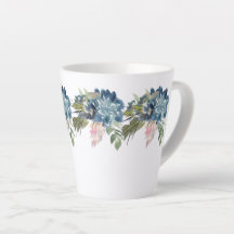 Rosas azuis e caneca de latão interina com íris