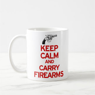Café Mantenha caneca calma e do carregar das armas de