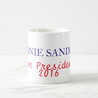 Café Máquinas de lixar de Bernie para a caneca 2016 do