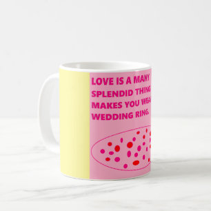 Café Mensagem de anel de casamento em uma caneca cor-de