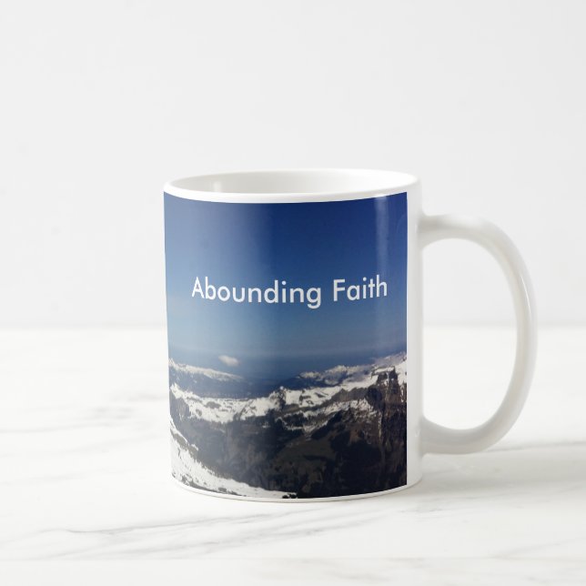 Café Montanha de abundância da caneca da fé (Direita)
