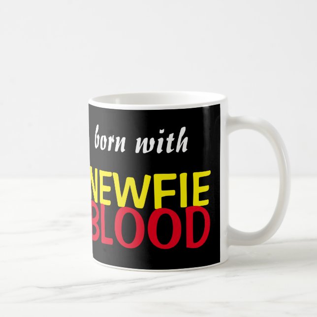 Café Nascer com a caneca do sangue de Newfie (Direita)