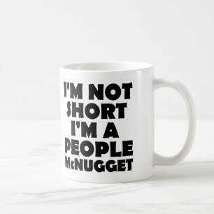 Café Pessoas curtas da caneca ou caneca de viagem