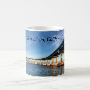 Café Ponte de Coronado na caneca de San Diego