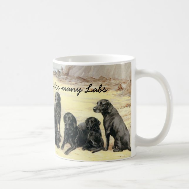Café Retrievers de Labrador na caneca da praia (Direita)