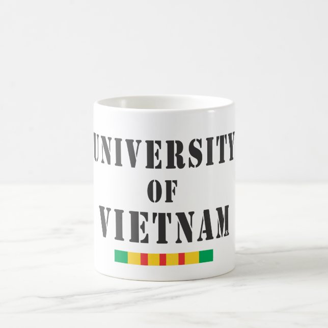 Café Universidade da caneca do estêncil de Vietnam (Centro)