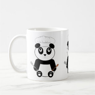Café Urso de panda com a caneca do chapéu do cozinheir