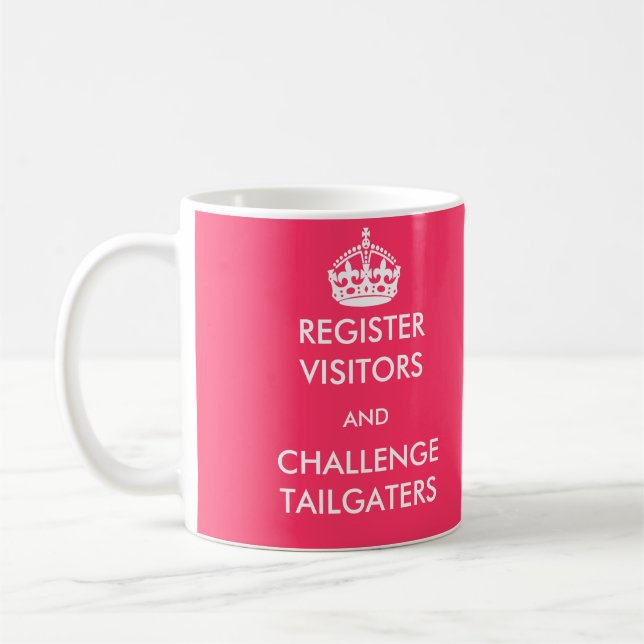 Café Visitantes do registro e caneca de Tailgaters do (Esquerda)