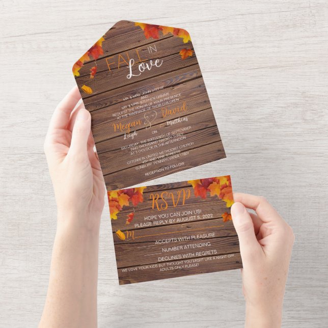 Cair No Casamento De Amor Tudo Em Um Convite (Aba destacável)