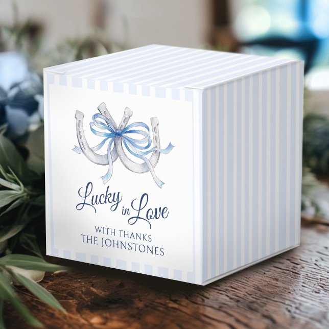 Caixa de casamento aquarela com fita azul para cav (Criador carregado)