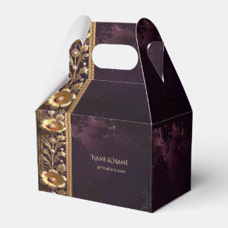 Caixa de Favor com Ornamento Floral Dourado e Péro