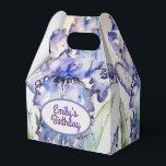 Caixa de Favor do Bolo Floral de Aniversário do bo<br><div class="desc">Flores Florais bonito de Iris Azuis Boxes de Casamento/Bolo de Aniversário Caixas de Favor,  com nome totalmente personalizável. Projetado a partir de uma das minhas pinturas aquáticas.</div>