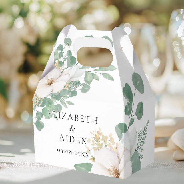 Caixa de Favoritos da Coleção de Casamentos Florai (Eucalyptus Floral Beige Wedding Collection Favor Boxes. White, greenery,floral with your name & date)
