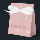 Caixa de Favoritos do Monograma da Glitter Elegant<br><div class="desc">Elegante Rosy Glitter Favor Box. Você pode mudar o texto conforme desejar</div>