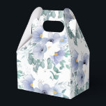 Caixa de Favoritos do Partido - Flores Azuis<br><div class="desc">Caixa de favores de festas mostrada em um adorável design impressão floral azul e branco. Cor Branco Personalize este item ou comprar como está. Imagem do stock freepik.com</div>
