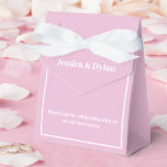 Caixa de Favoritos do Tratado de Parte<br><div class="desc">Esta caixa de favoritos é mostrada em uma luva elegante e branca. Personalize este item e altere o texto do exemplo para o seu. Dica: Apenas adicione as guloseimas de excelente e adicione uma fita festiva.</div>