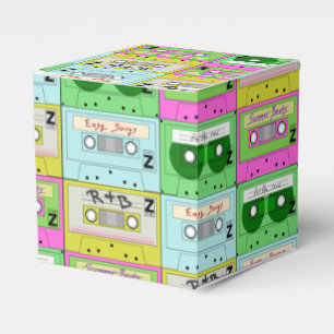 Caixa de Favoritos Retro Neon Music Cassettes