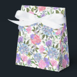 Caixa de Guloseimas de Festa com Estampa de Hortên<br><div class="desc">Caixa de lembrancinha de festa é mostrada com uma estampa floral de hortênsia. 
Personalize este item ou compre como está.
Dica: Basta adicionar suas ótimas guloseimas e adicionar um laço festivo.</div>