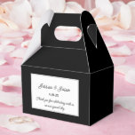 Caixa de Guloseimas para Festa<br><div class="desc">A caixa de lembrancinhas para festa é mostrada em uma cor preta elegante.
Personalize este item e mude o texto de exemplo para o seu.
Dica: Basta adicionar suas ótimas guloseimas e adicionar uma fita festiva.</div>